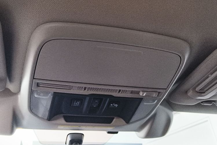 斯巴鲁 森林人 2019款 2.0i 智擎旗舰版EyeSight中控内饰22