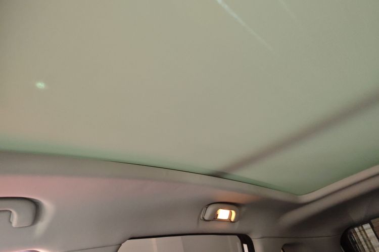 荣威RX5 2020款 20T 自动Ali智联网超越智臻版局部细节22