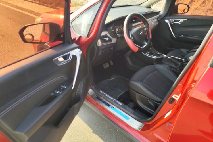 吉利汽车 远景X3 2020款 1.5L CVT尊贵型中控内饰20