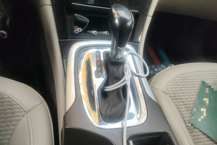 别克 君威 2015款 2.0L 领先时尚型局部细节18