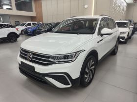 大众 途观L 2023款 330TSI 自动两驱舒享版