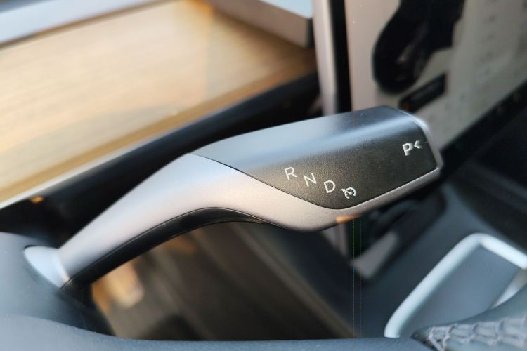 特斯拉 Model Y 2022款 后轮驱动版中控内饰18