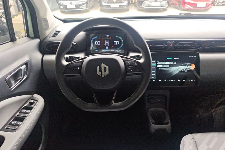 零跑汽车 零跑T03 2025款 310舒享版中控内饰13