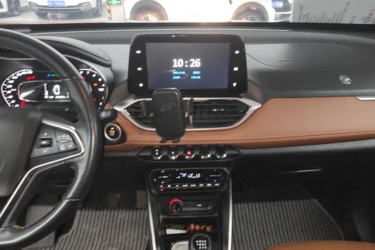 宝骏510 2017款 1.5L 手动豪华型局部细节16