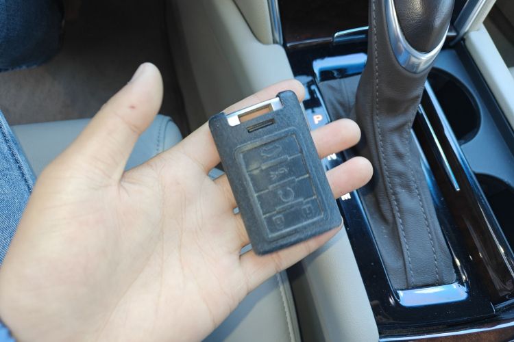 凯迪拉克XTS 2014款 28T 舒适型中控内饰7001