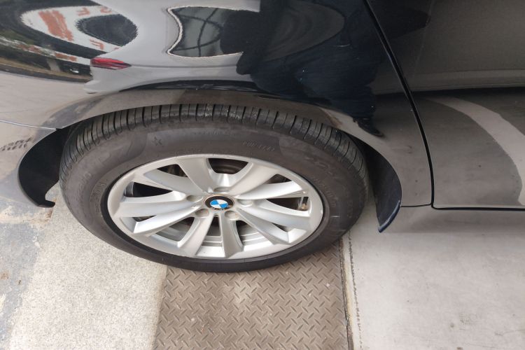 宝马5系 2017款 520Li 典雅型车身外观6008