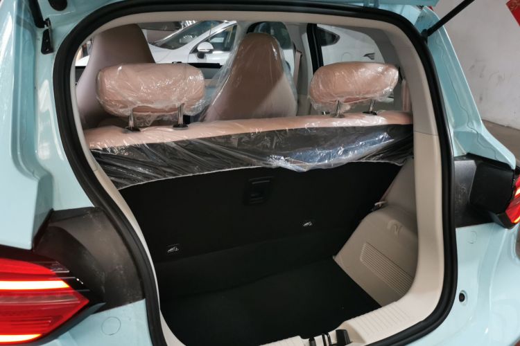 零跑汽车 零跑T03 2025款 310舒享版机舱底盘23