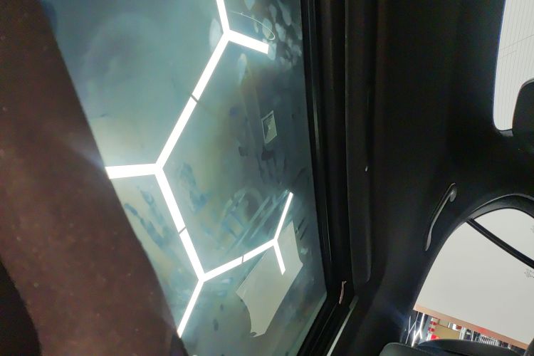 奔驰C级 2023款 C 200 L 运动版局部细节22