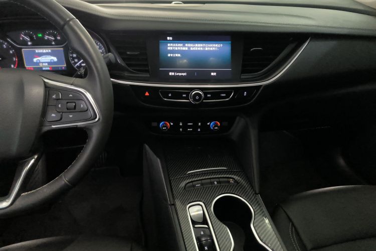 别克 君威 2024款 25T 超享版中控内饰16