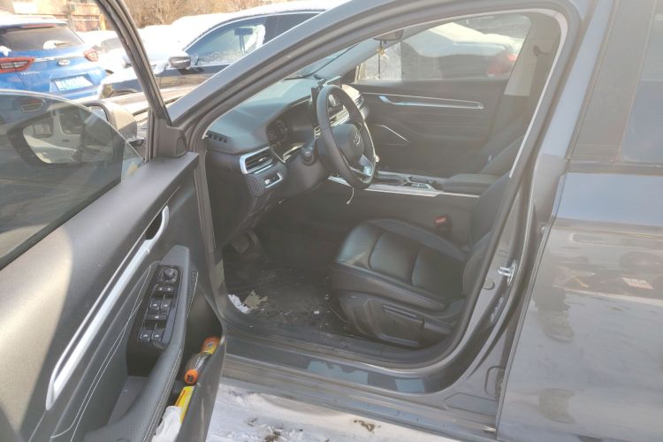 吉利汽车 帝豪 2023款 第4代冠军版 1.5L CVT豪华型中控内饰19