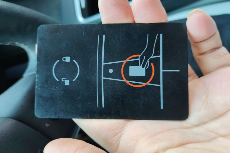 特斯拉 Model 3 2021款 Performance高性能全轮驱动版中控内饰7001