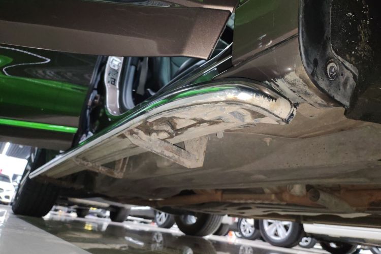 Jeep 大指挥官 2018款 2.0T 四驱智享版 国V局部细节9001