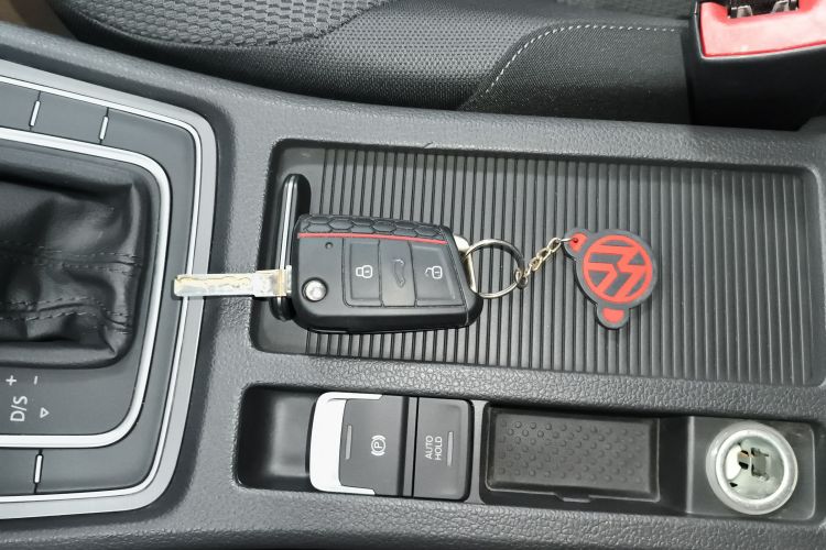 大众 高尔夫 2016款 230TSI 自动舒适型中控内饰11