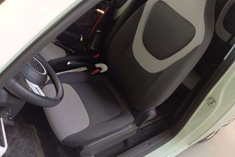 五菱汽车 宏光MINIEV 2024款 第三代 215km 进阶版局部细节19