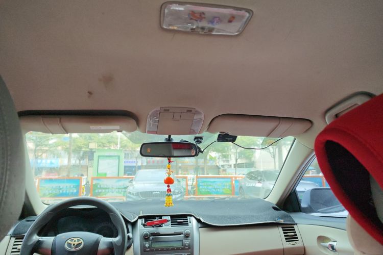 丰田 卡罗拉 2011款 1.6L 自动GL局部细节22