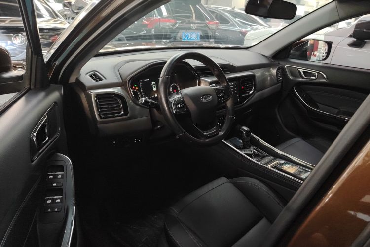 奇瑞 瑞虎8 2018款 1.5TCI 自动尊贵型 5座中控内饰7003