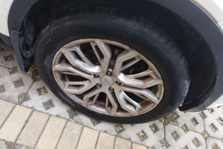 陆风X7 2015款 2.0T 全景尊贵版车身外观6007