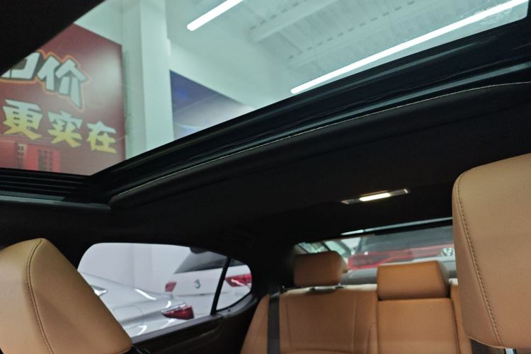 雷克萨斯ES 2018款 200 豪华版 国V局部细节22