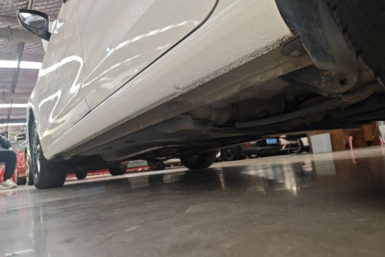 大众 捷达 2017款 1.4L 手动时尚型局部细节9002