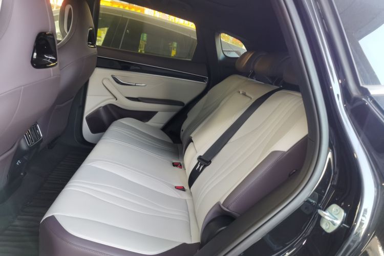 比亚迪 宋PLUS新能源 2025款 DM-i 智驾版 160KM 旗舰型中控内饰7004