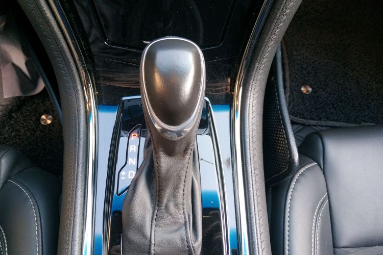 凯迪拉克ATS-L 2014款 28T 精英型中控内饰18