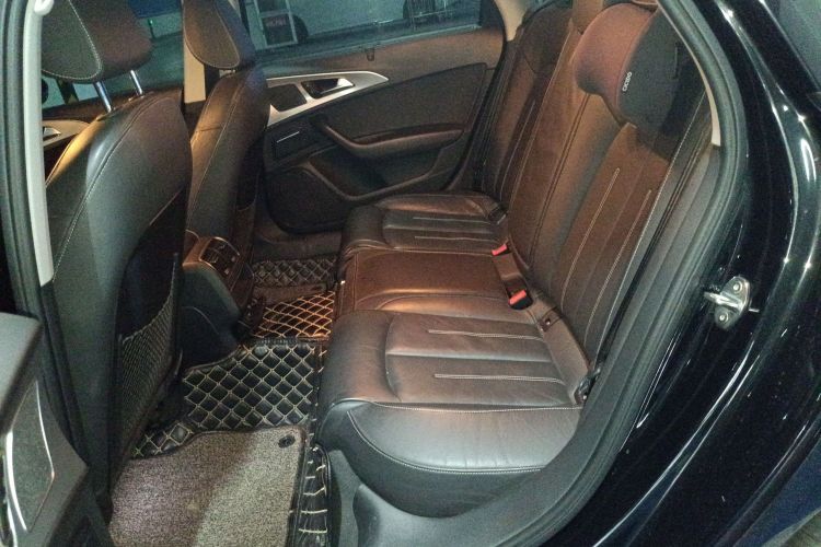 奥迪A6L 2018款 30周年年型 35 TFSI 时尚型中控内饰21