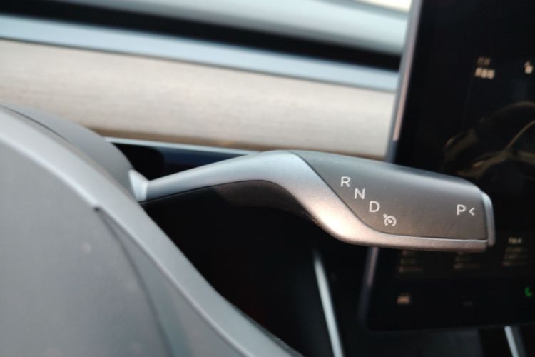 特斯拉 Model 3 2020款 改款 标准续航后驱升级版局部细节18