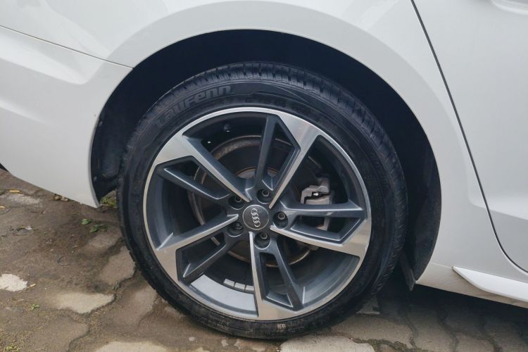 奥迪A4L 2020款 40 TFSI 时尚致雅型车身外观6003