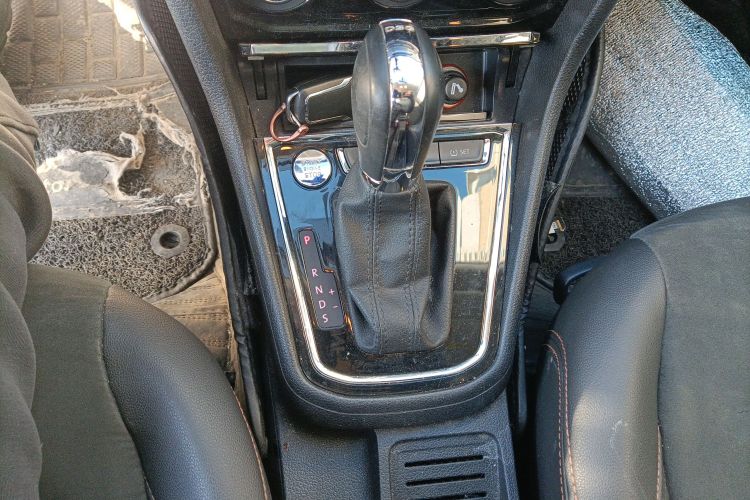 大众 C-TREK蔚领 2018款 230TSI DSG豪华型中控内饰18