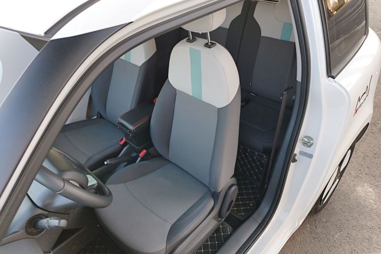 长安启源 长安Lumin 2023款 205km 香沁款中控内饰19