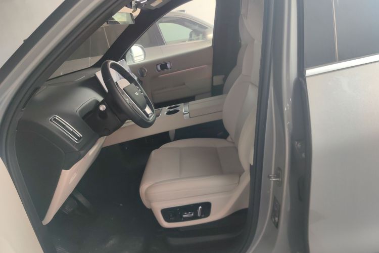 理想汽车 理想L8 2024款 Max局部细节19