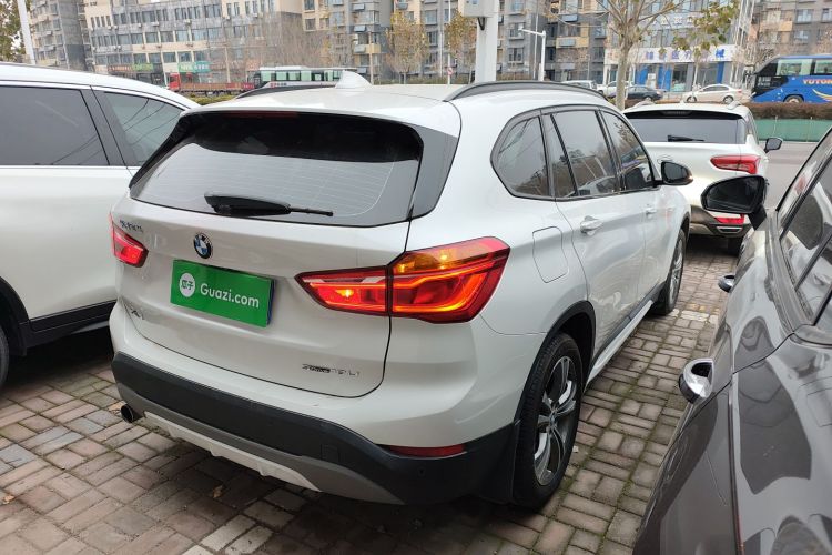 宝马X1 2019款 sDrive18Li 尊享型车身外观7