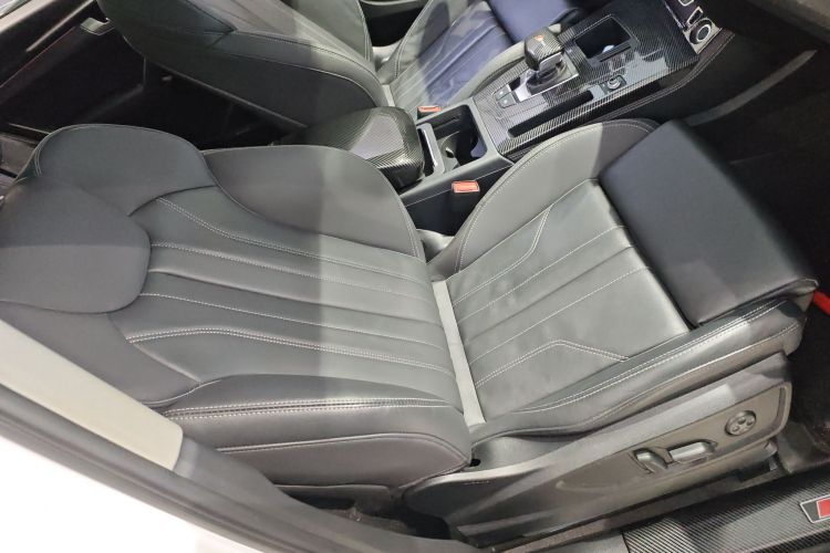 奥迪Q5L 2021款 45 TFSI 豪华动感型局部细节41