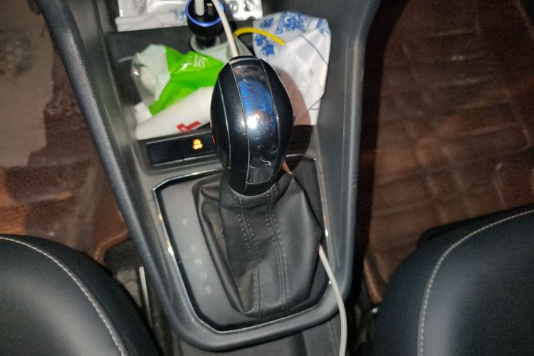 大众 桑塔纳 2019款 1.5L 自动舒适版 国VI中控内饰18