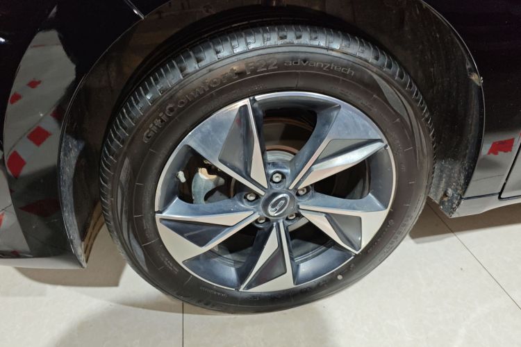 广汽传祺 传祺M6 2023款 PRO 270T DCT豪华版车身外观6007