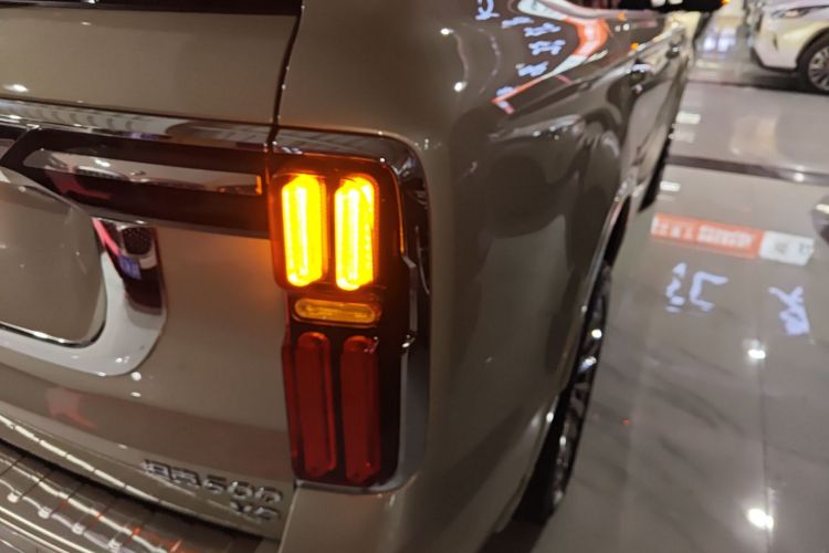 坦克500 2022款 3.0T 商务版 造境型 7座车身外观6006