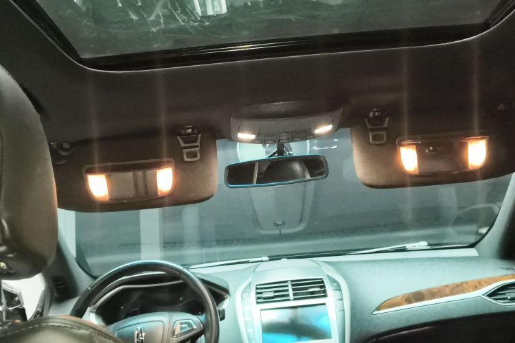 林肯MKZ 2020款 2.0T 尊享版中控内饰22