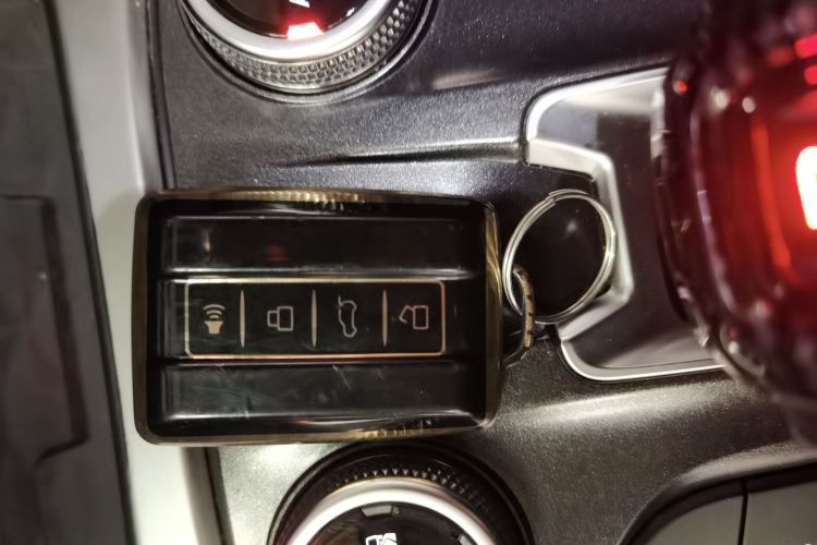 坦克300 2023款 城市版 2.0T 很有型中控内饰7001