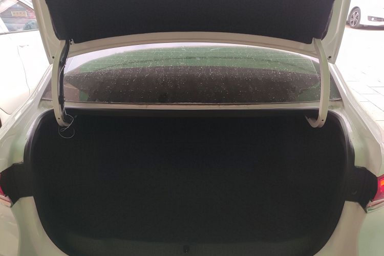 别克 英朗 2021款 改款 典范 1.5L 自动精英型局部细节23