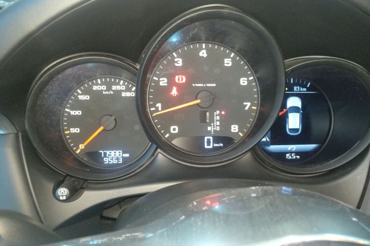 保时捷 2020款 Macan 2.0T中控内饰14