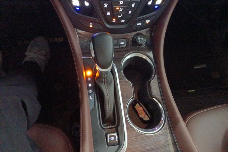 别克 昂科威 2017款 28T 四驱精英型局部细节18