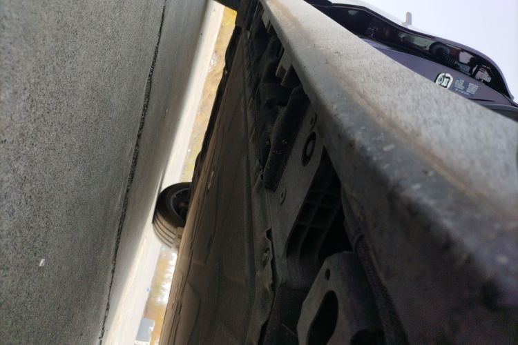 昊铂HT 2023款 670 后驱特高压NDA版局部细节9001