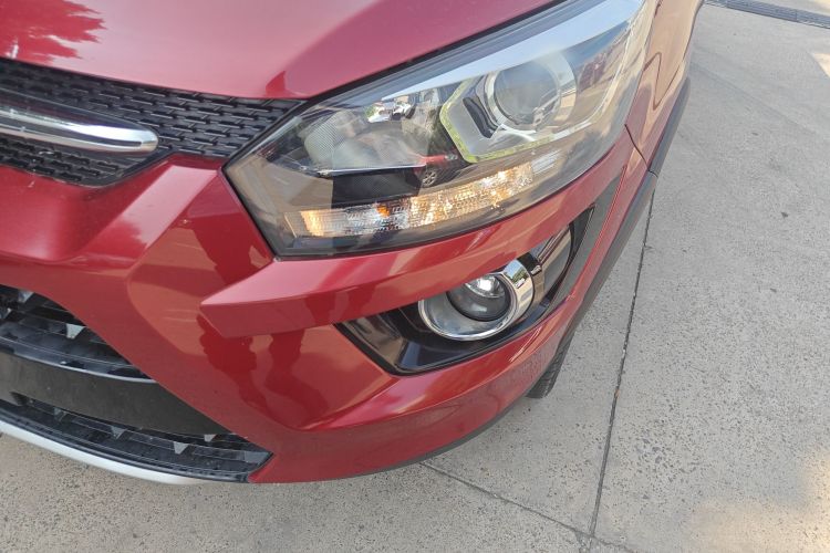 北京汽车 绅宝X25 2015款 1.5L 手动精英型局部细节36