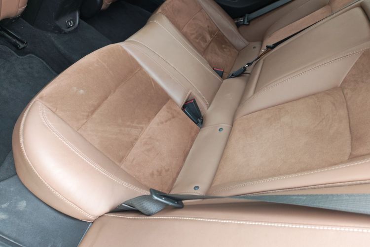 别克 君威 2023款 552T 智享型中控内饰21