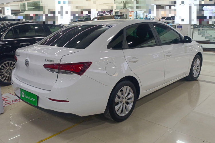 别克 英朗 2021款 改款 典范 1.5L 自动精英型车身外观7