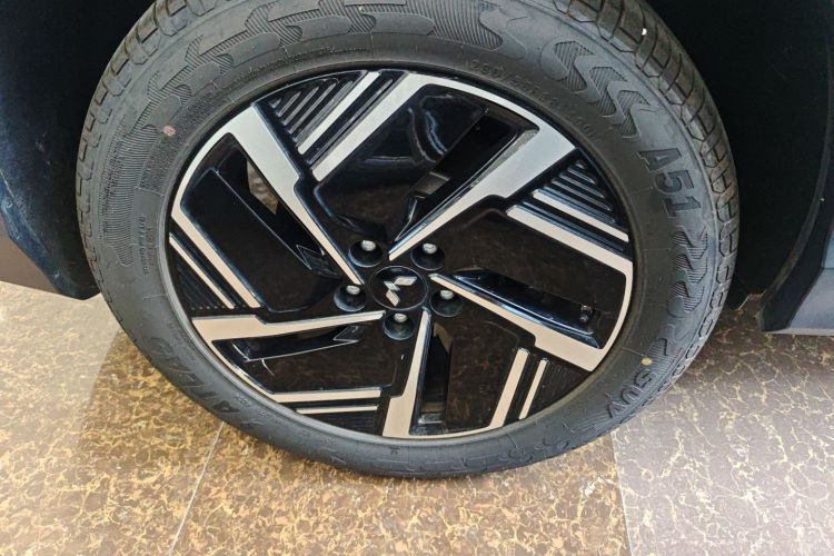 五菱汽车 五菱星光S 2024款 130km 旗舰型车身外观6008