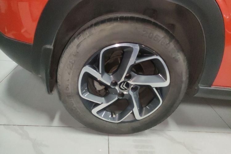 雪铁龙C3-XR 2018款 230THP 手动先锋型车身外观6008