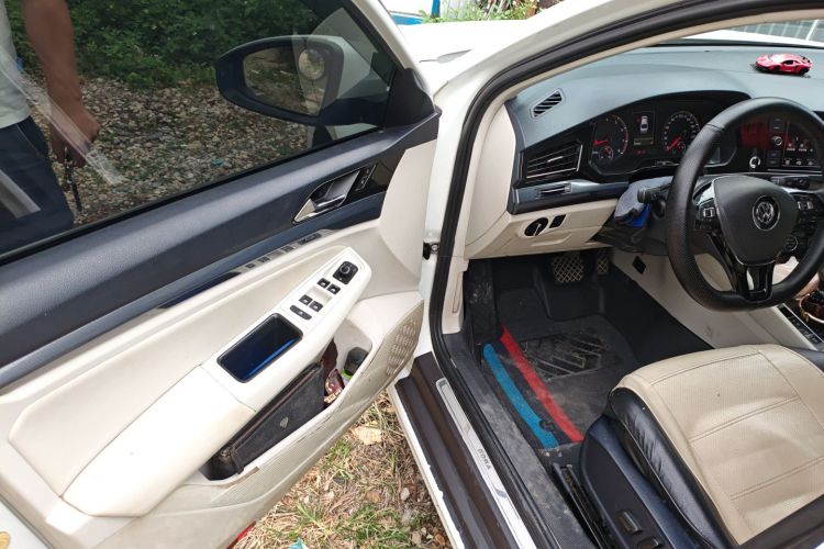 大众 宝来 2019款 280TSI DSG豪华型中控内饰20