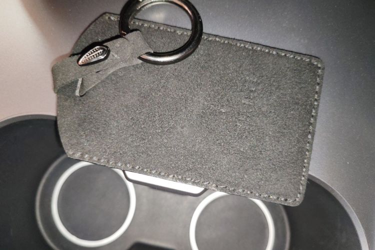 特斯拉 Model Y 2022款 改款 后轮驱动版中控内饰7001