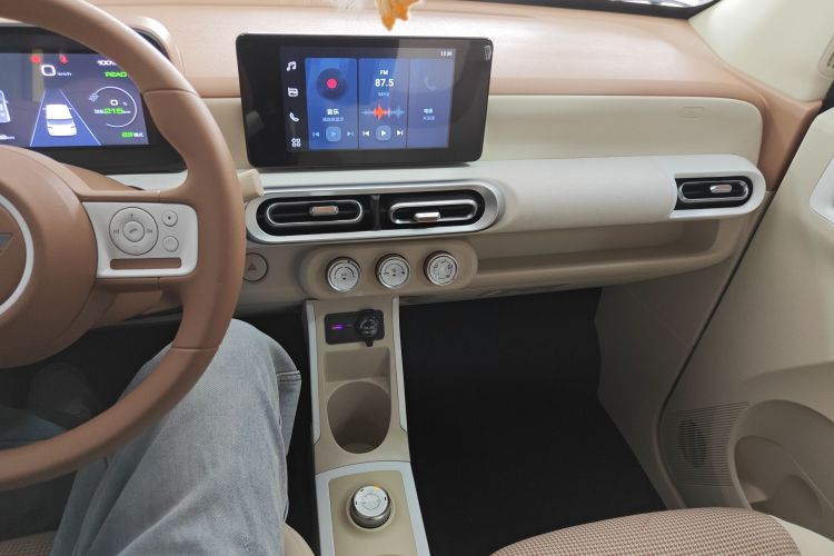 五菱汽车 宏光MINIEV 2024款 第三代 215km 进阶版局部细节16